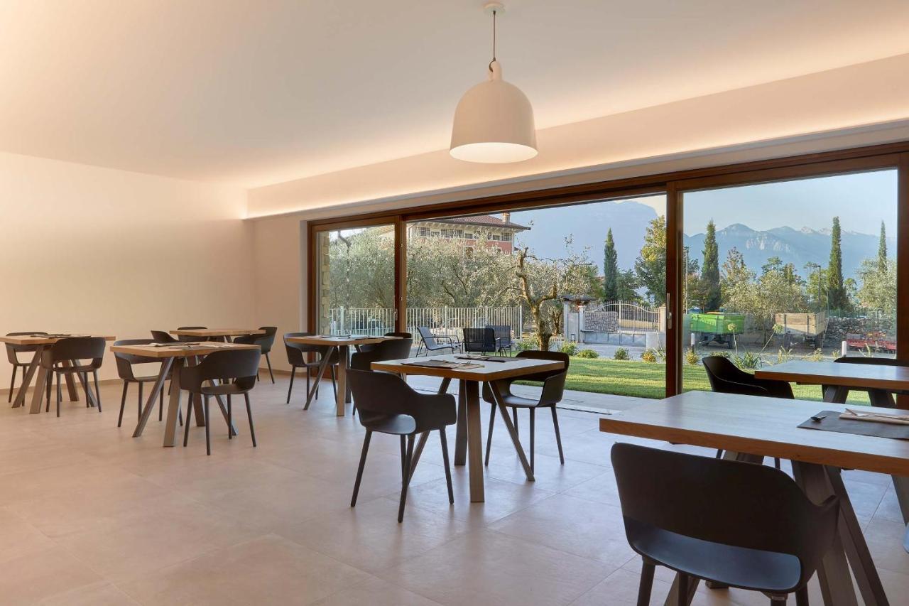 Agriturismo De Bas Riva del Garda Kültér fotó