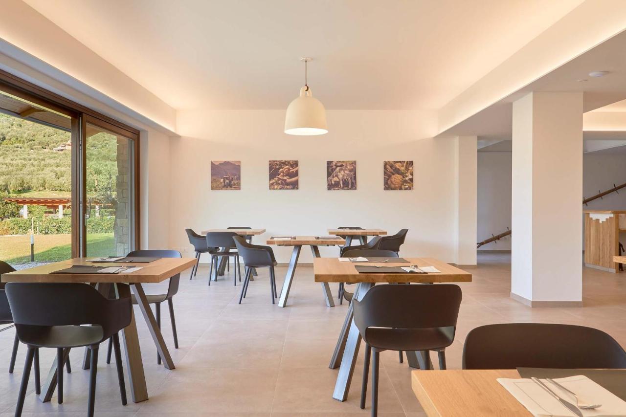 Agriturismo De Bas Riva del Garda Kültér fotó